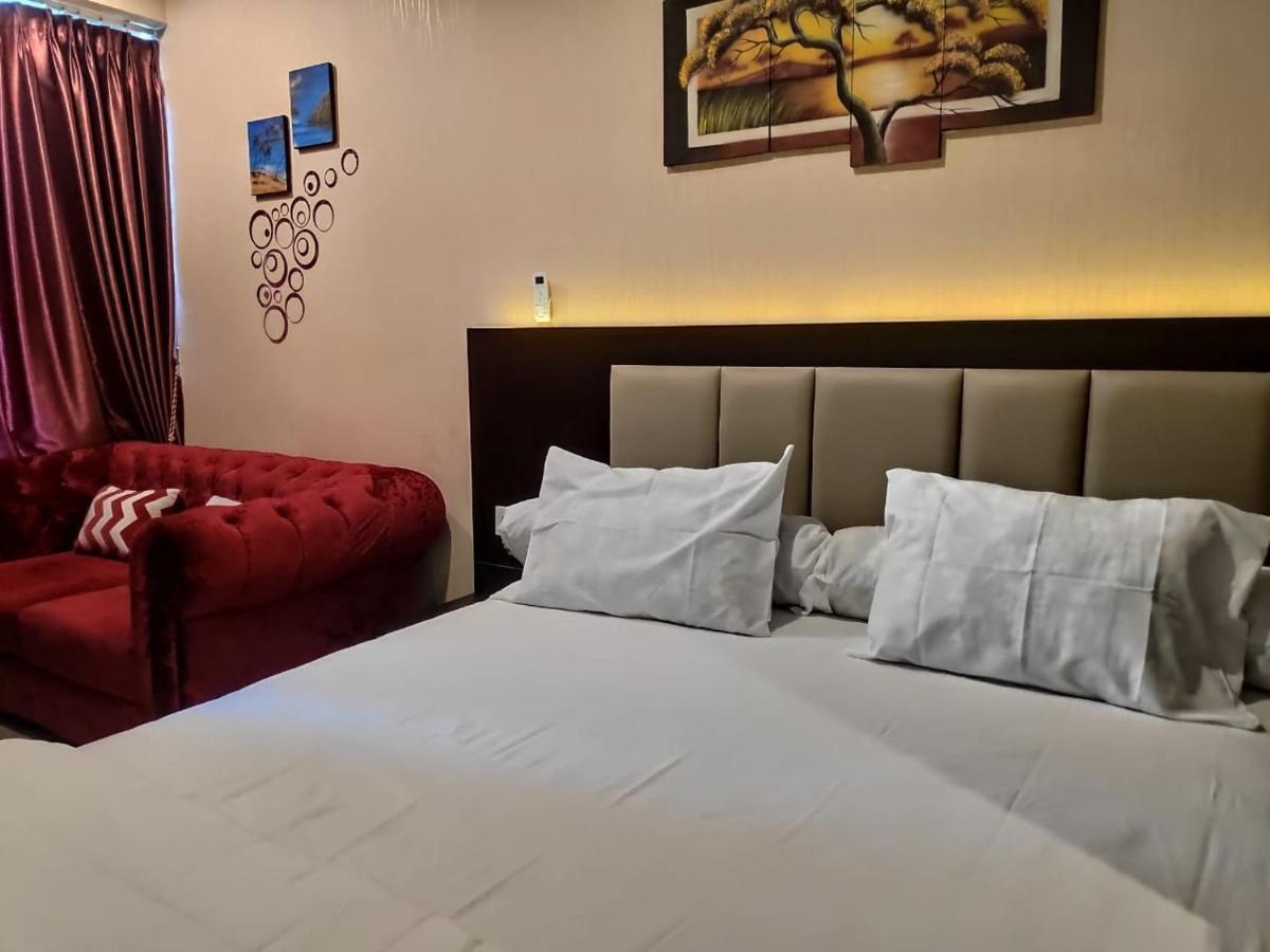 Grand Kamala Lagoon By 21 Netflix Bekasi