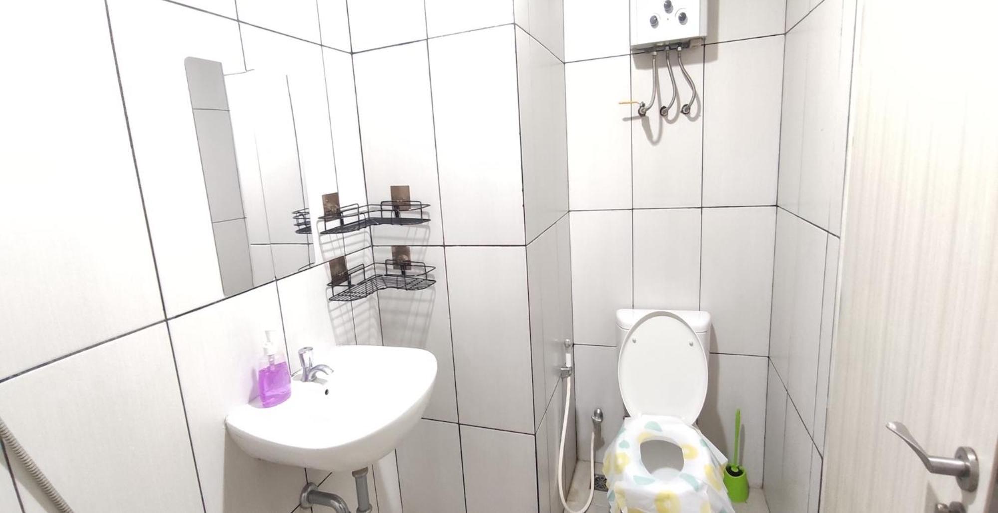 Grand Kamala Lagoon By 21 Netflix Apartemen Bekasi